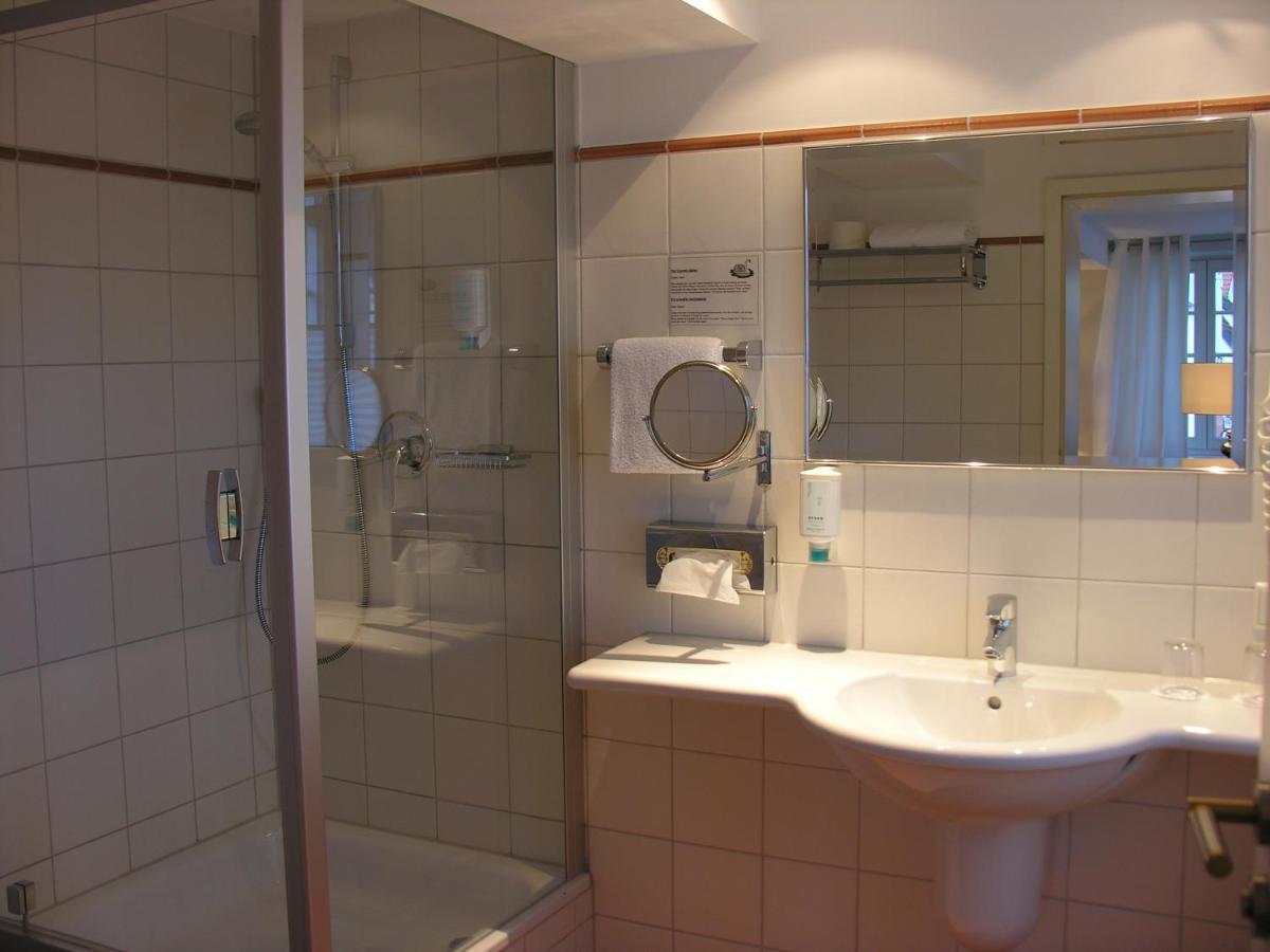 Hotel Am Doktorplatz Rheda-Wiedenbrück Δωμάτιο φωτογραφία